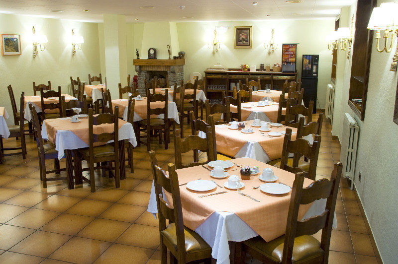 Hotel Santa Barbara De La Vall D'أوردينو المظهر الخارجي الصورة